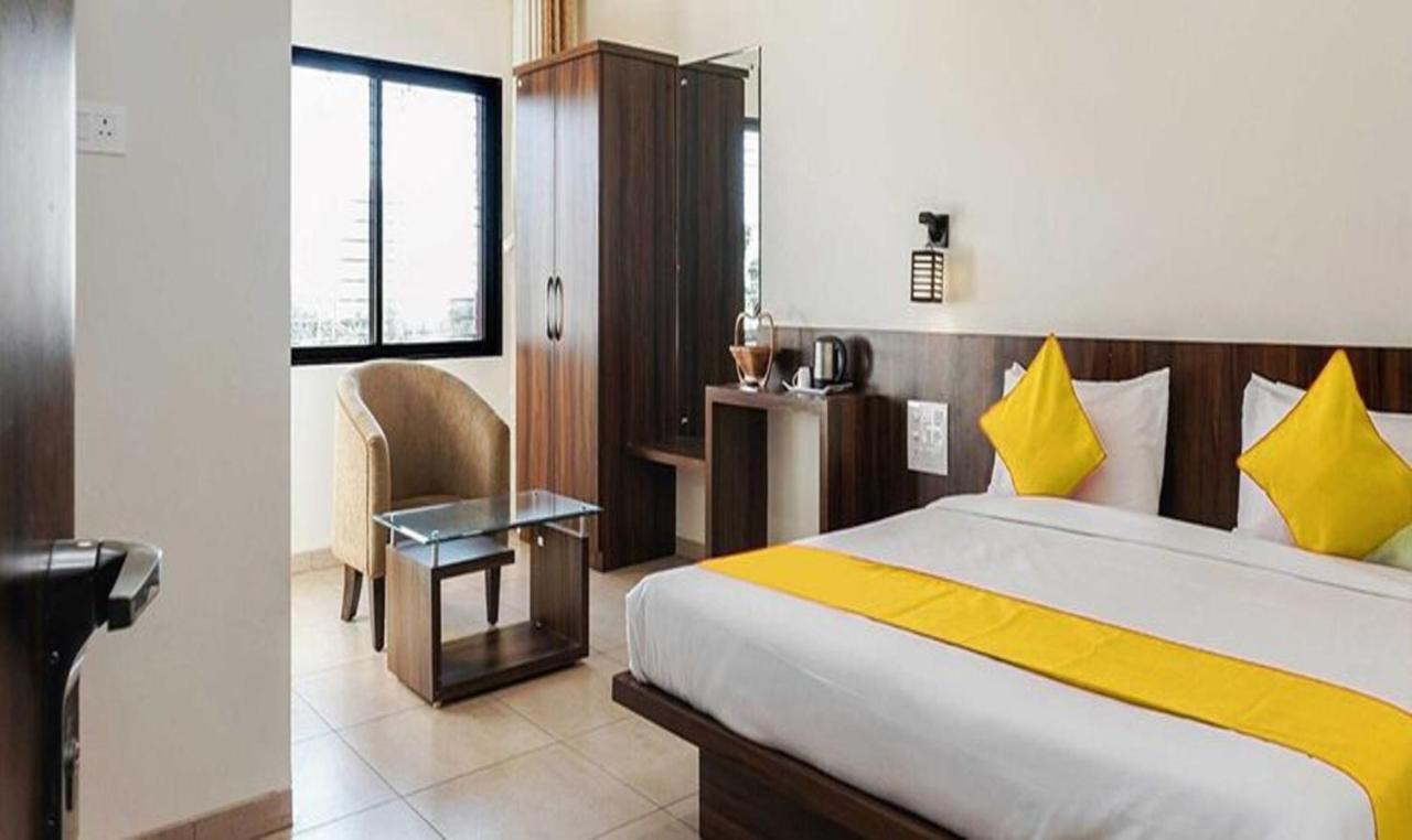 Fabhotel Karishma Palace Supe Екстериор снимка